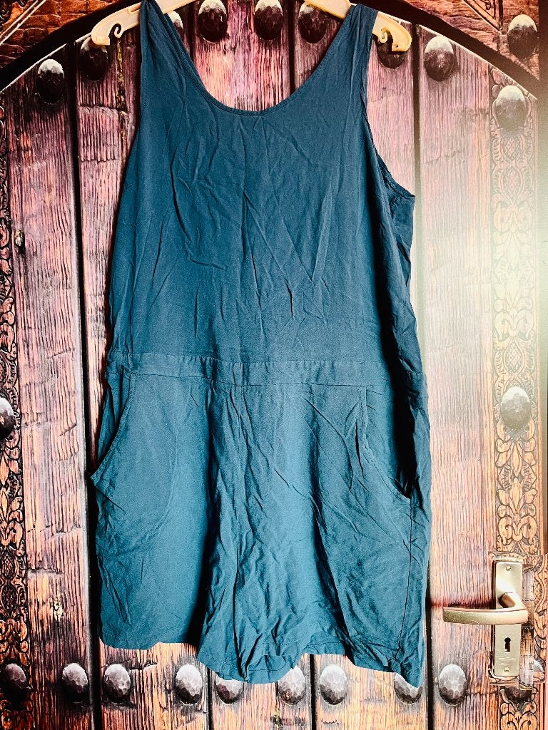 Blauwe luchtige playsuit met open rug 44 nu voor 16,99€, Blauw, Maat 42/44 (L), Ophalen of Verzenden, Zo goed als nieuw