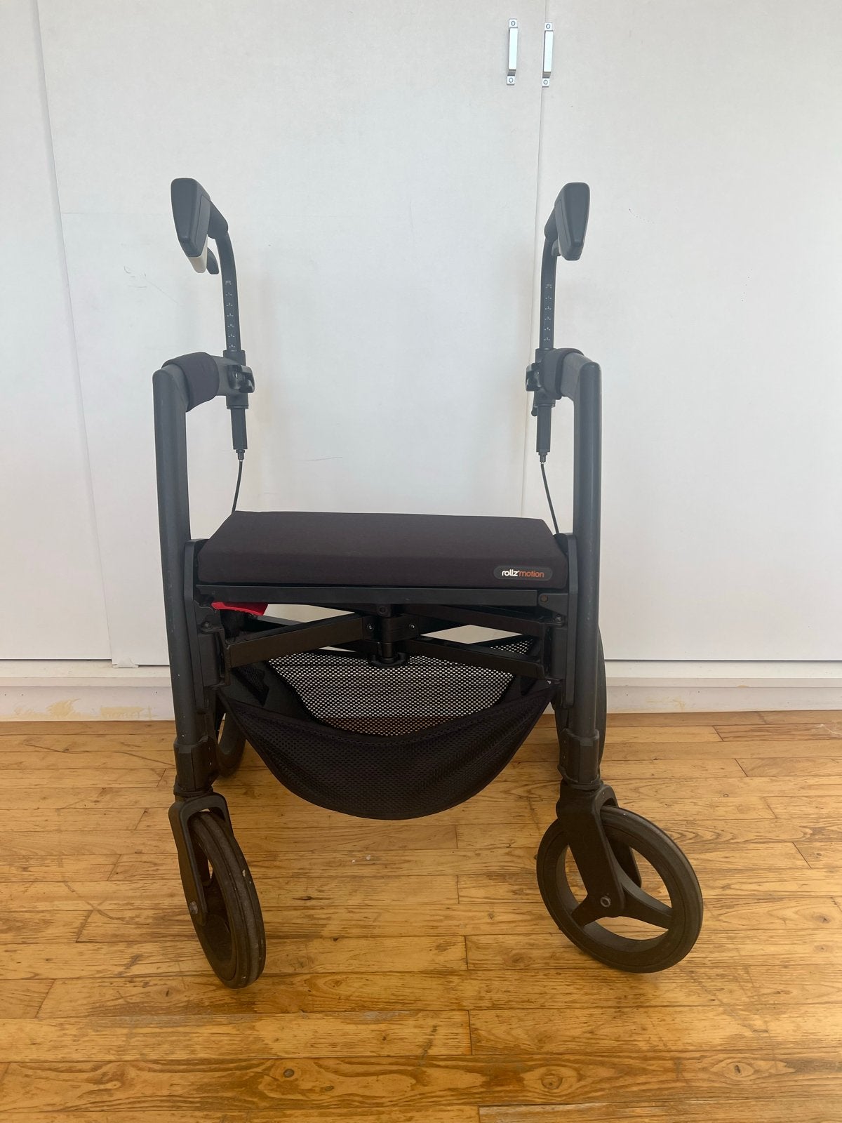 Rollz Motion rollator + rolstoel zwart, Ophalen, Gebruikt