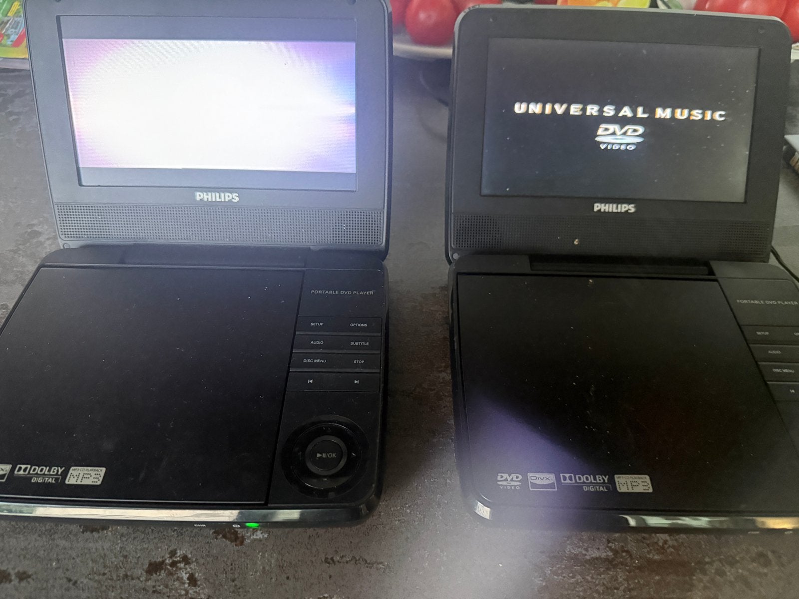 Philips portable DVD-speler met ingebouwd scherm., Dvd-speler, Philips, Gebruikt, Draagbaar