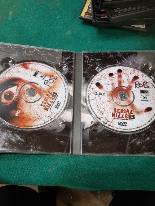 dvd serial killers, Ophalen of Verzenden
