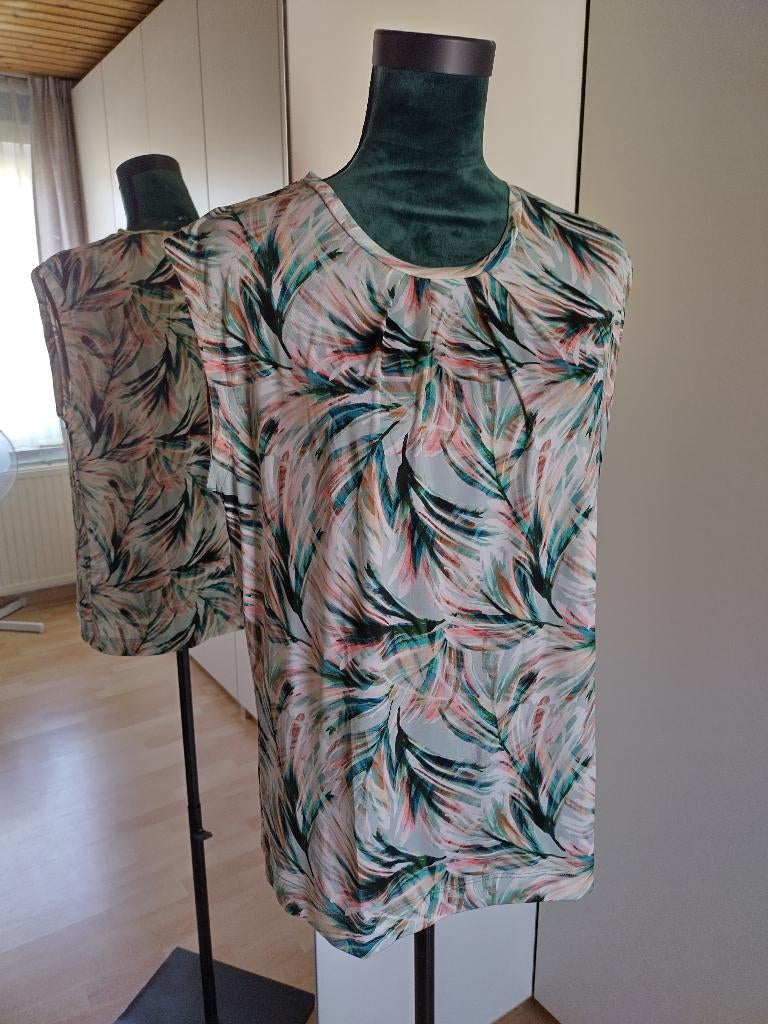 Te koop aangeboden: Damesshirt, Overige kleuren, Maat 42/44 (L), Ophalen of Verzenden, Zo goed als nieuw