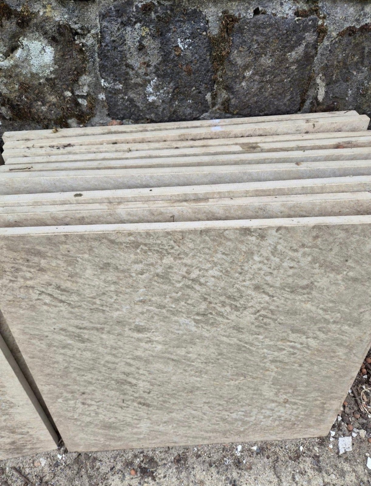 27 Keramische Terrastegels 60x60x2 (9,7m²) Travertin Beige, Ophalen, 60 cm of meer, 5 tot 10 m², Vloertegels