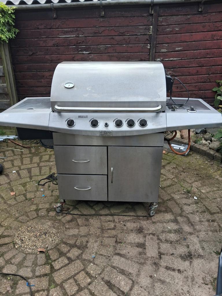 Gasbarbecue met grill  functie, Tuin en Terras, Gasbarbecues, Ophalen, Gebruikt