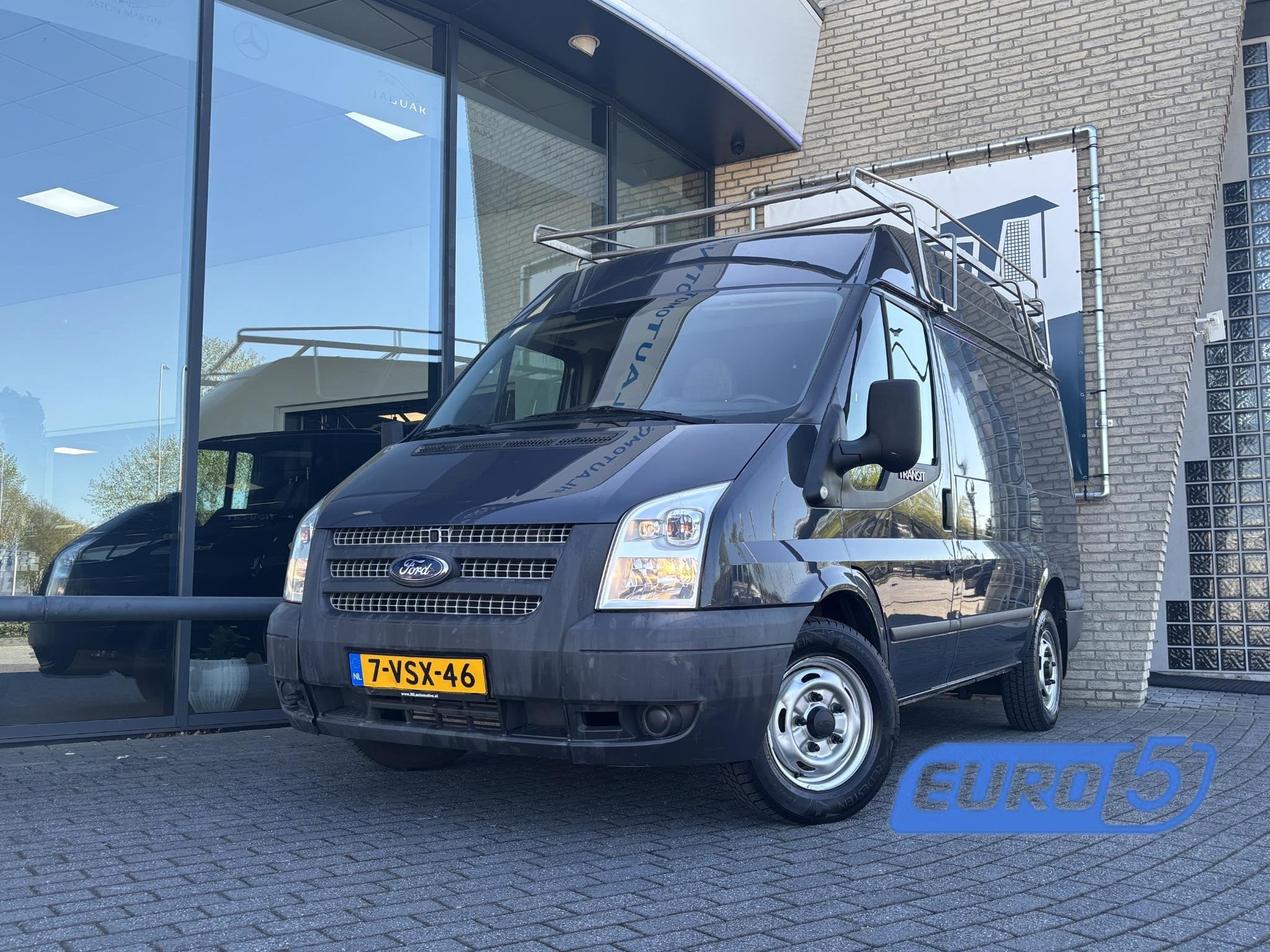 Ford Transit 260S 2.2 TDCI*INBOUW*IMPERIAAL*HAAK*3-PERS*, Voorwielaandrijving, Euro 5, Gebruikt, 2000 kg