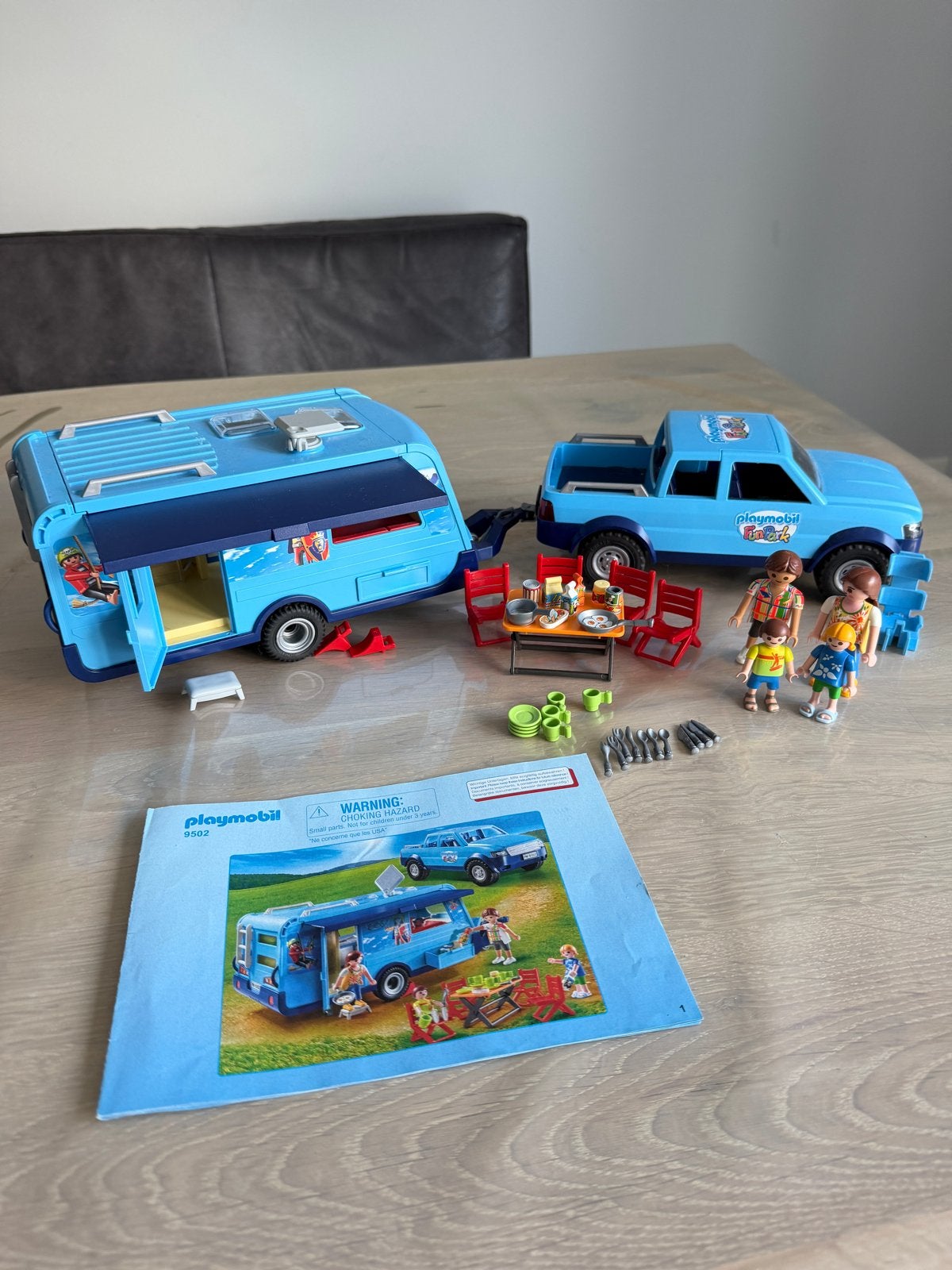 Playmobil Family Fun Camper met Pick-up Truck, Ophalen of Verzenden, Zo goed als nieuw
