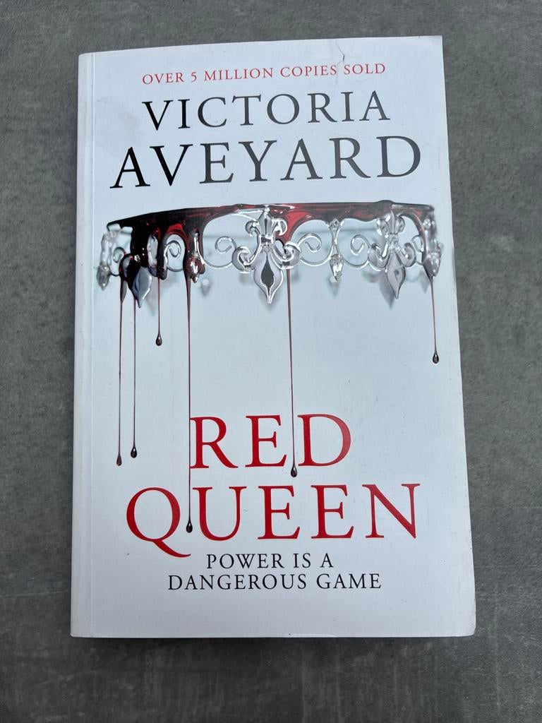 Red Queen - Victoria Aveyard (Engels), Ophalen of Verzenden, Zo goed als nieuw