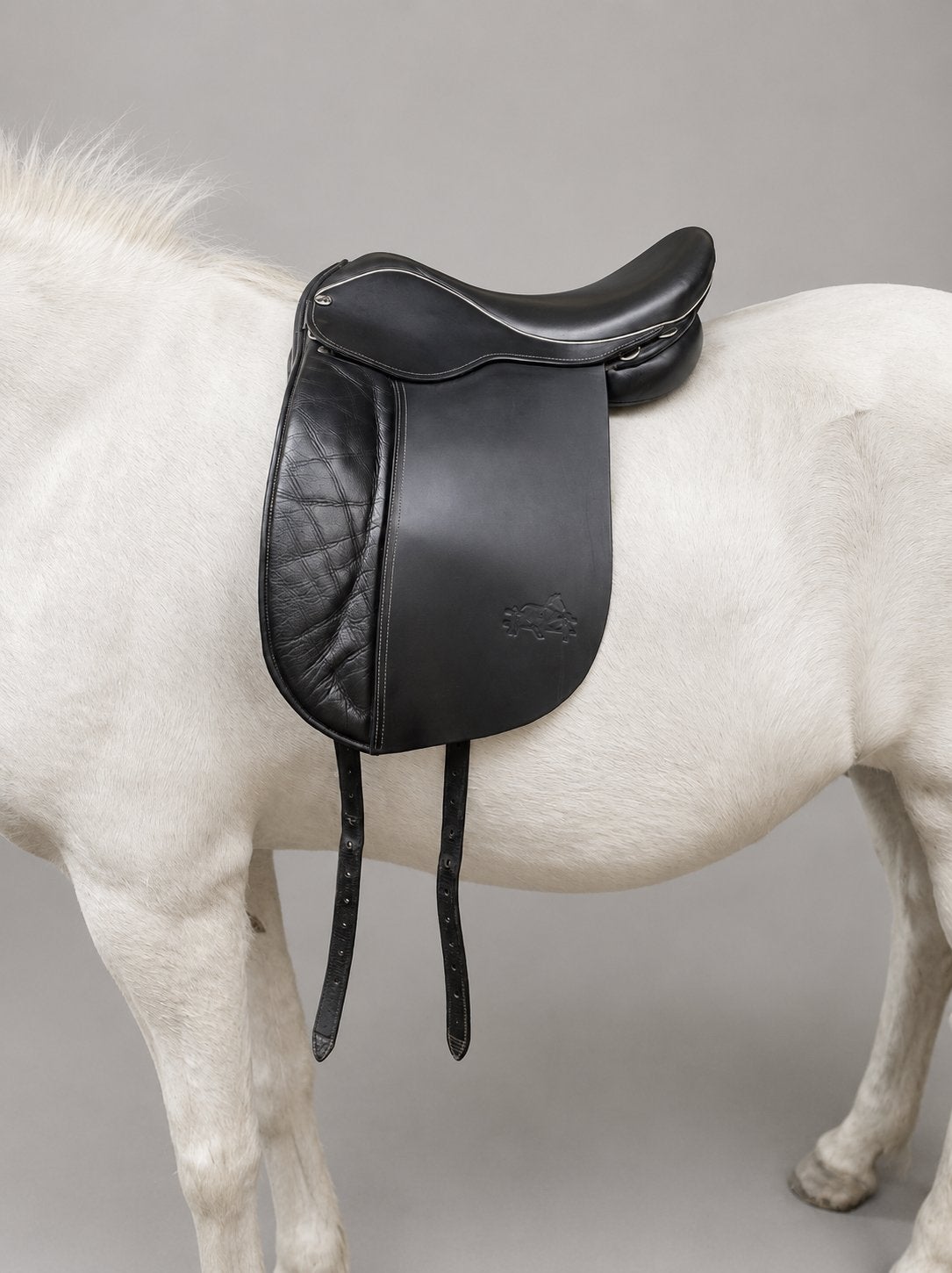 Prydi IJslander zadel zwart met witte bies 17 inch, Ophalen of Verzenden, Zo goed als nieuw, Dressuur