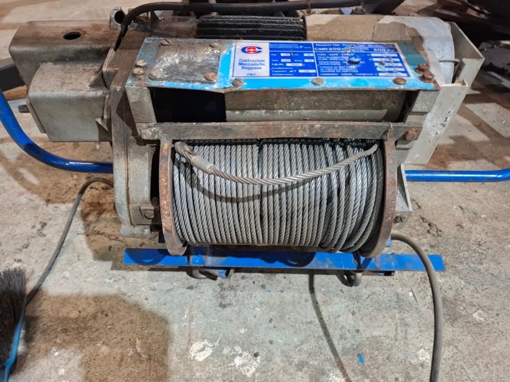 Lift motor., Ophalen