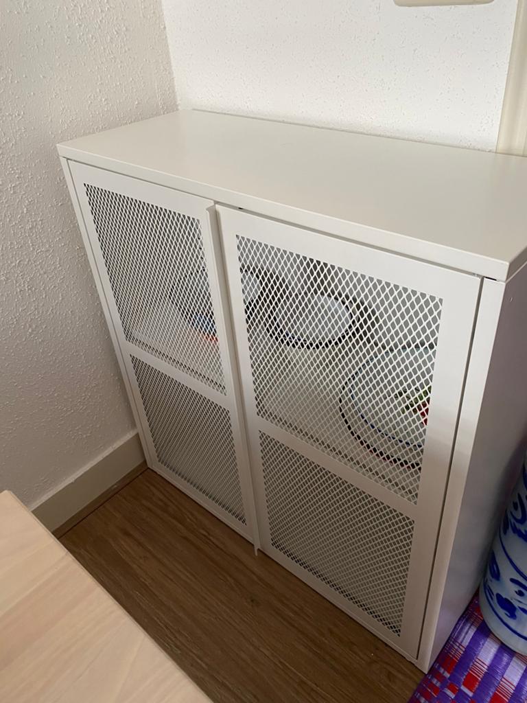 IKEA IVAR metal cabinet / side board in white mesh, Ophalen, Gebruikt