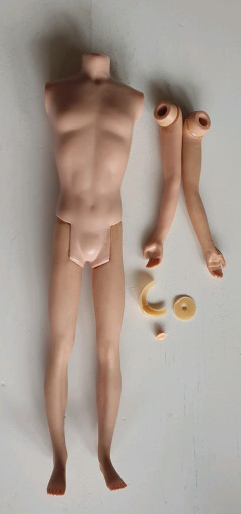 (Barbie) OUD Ken lijf !!!!!!, Ophalen of Verzenden, Pop