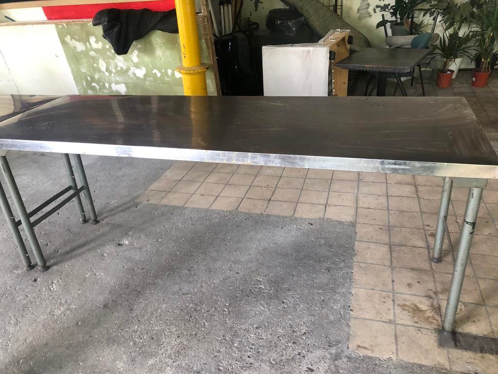 Twee nette tafels, Huis en Inrichting, Keuken | Keukenelementen, Gebruikt, Minder dan 100 cm, 25 tot 50 cm, 50 tot 100 cm