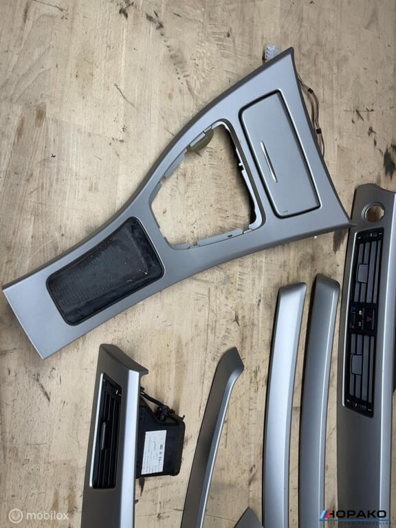 Interieurlijsten set BMW 3 serie E90 E91 E92 E93 grijs, Auto-onderdelen, Interieur en Bekleding, Gebruikt, Einsteinlaan 5 rijswijk