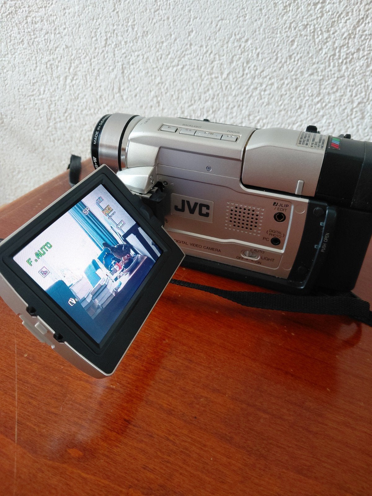 JVC GR-DVL300 Mini DV Camcorder, Audio, Tv en Foto, Videocamera's Digitaal, Ophalen of Verzenden, Mini dv, JVC, 20x of meer