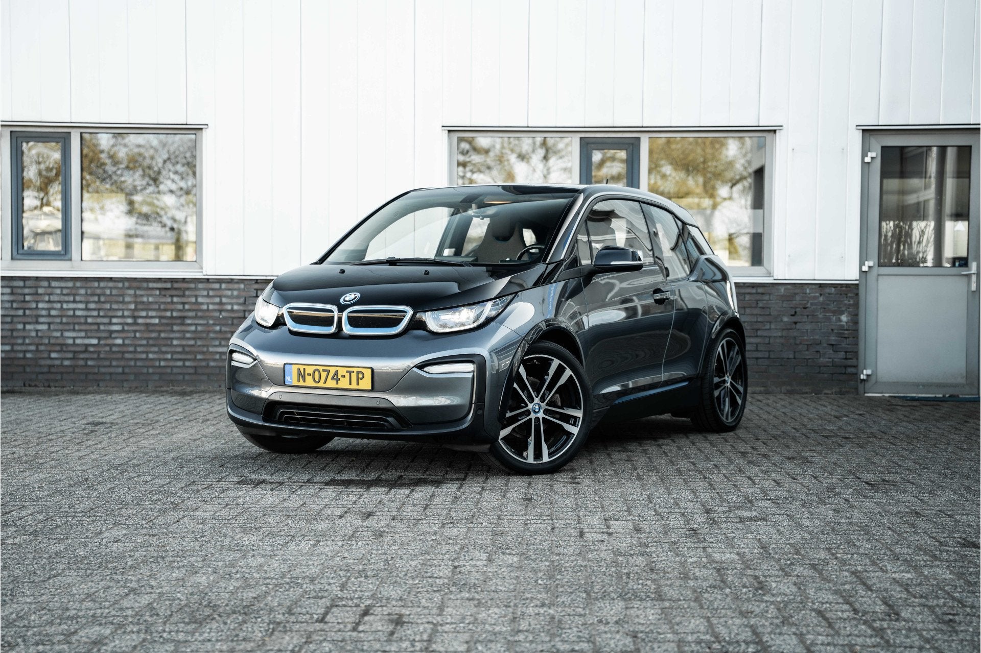 BMW i3 Business Edition 120Ah 42 kWh | SOH 94% | W-Pomp | St, Auto's, Automaat, Achterwielaandrijving, 235 km, 170 pk