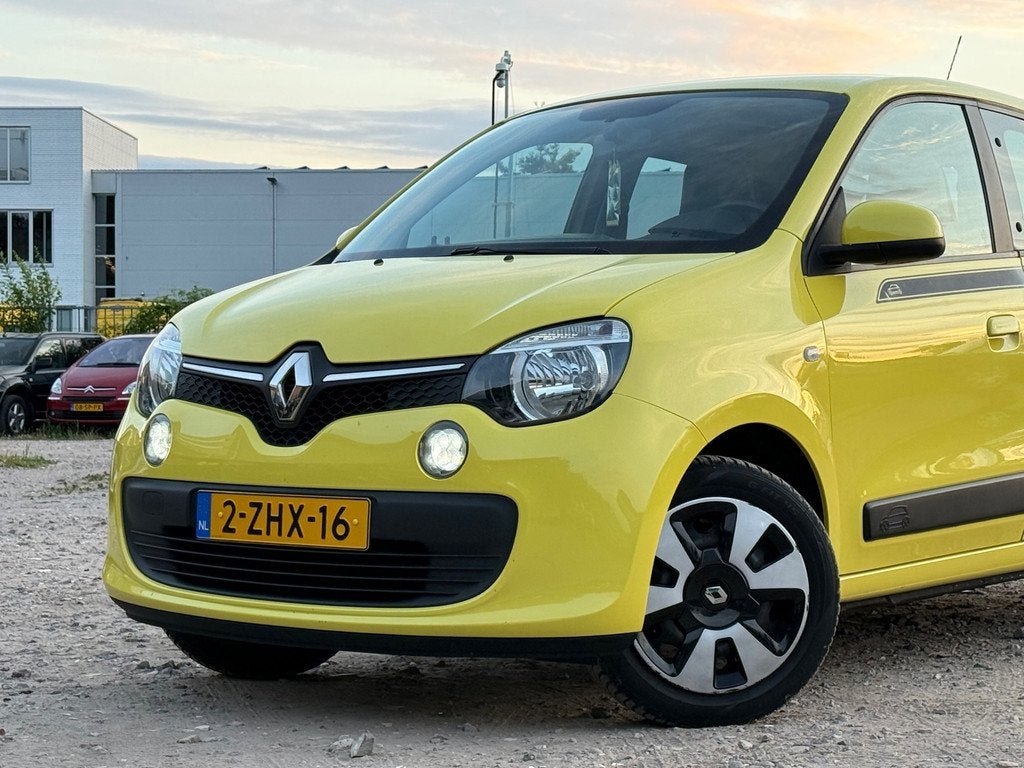 Renault Twingo 1.0 SCe Expression/CRUISE/KANARIEGEEL, Auto's, Gebruikt, Euro 6, 840 kg, 4 stoelen