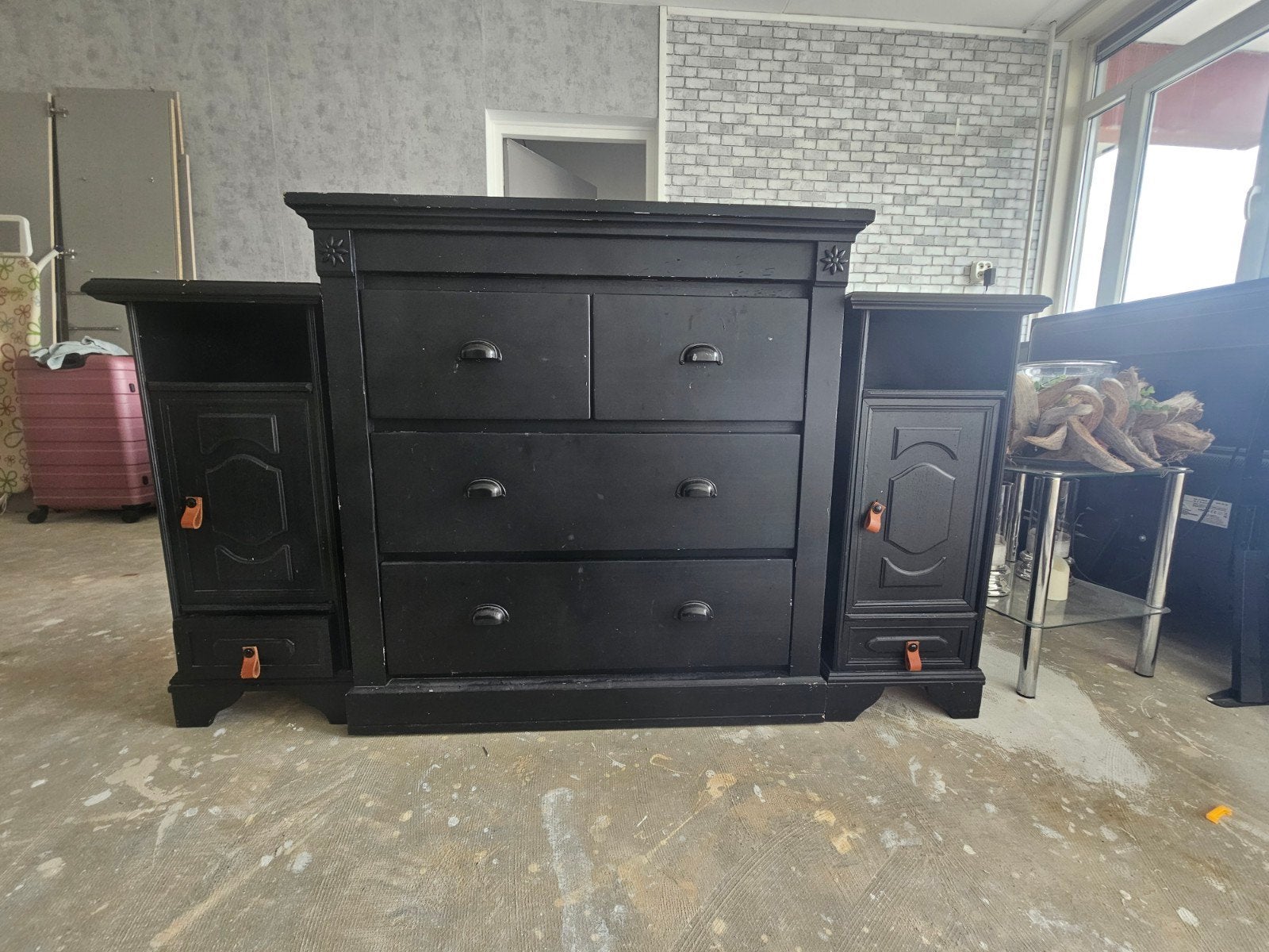 Zwart commode met twee nachtkastjes, Gebruikt, 150 tot 200 cm, Ophalen of Verzenden, Klassiek, Landelijk
