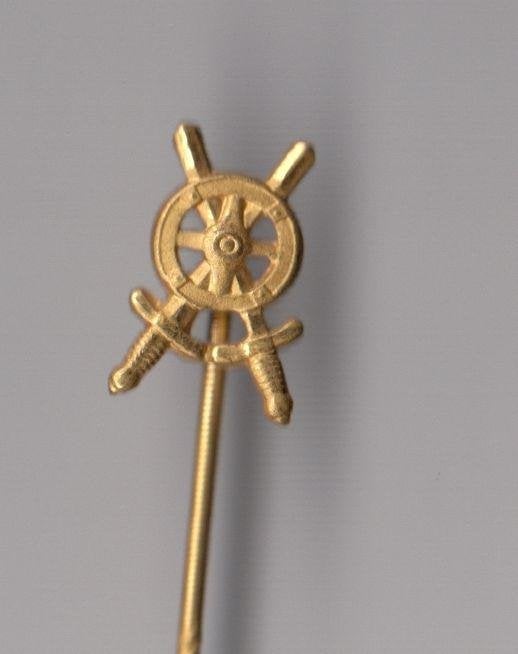 Zweden Zwaarden Wiel embleem speldje, Niet vindbaar, Niet vindbaar, Nederland, Embleem of Badge