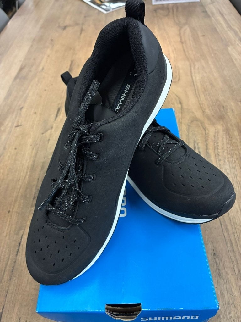 Shimano Trekking Schoenen CT5 maat 43,46 OPRUIMING, Fietsen en Brommers, Fietsaccessoires | Fietskleding, Schoenen, Nieuw, Overige maten