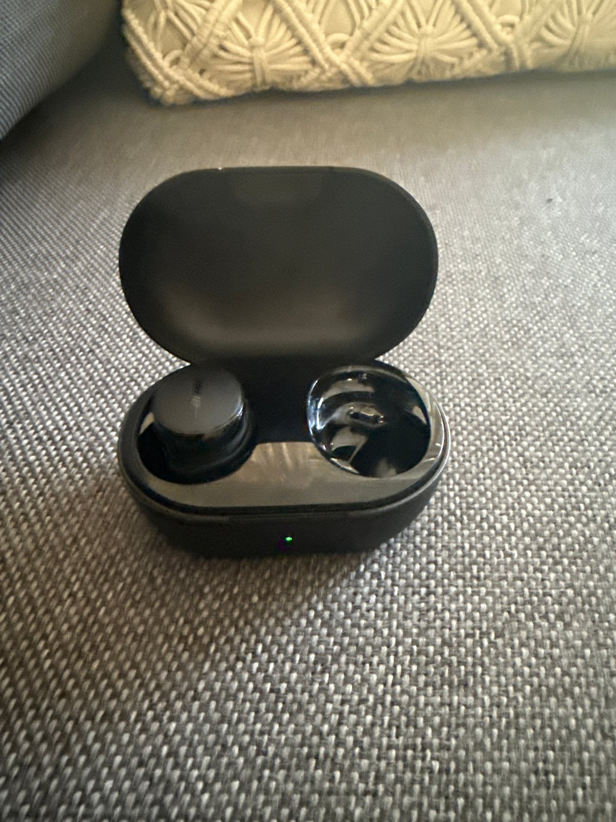 Bose oordopjes met defect - Ideaal voor onderdelen, Ophalen, In-ear, Bose, Niet werkend