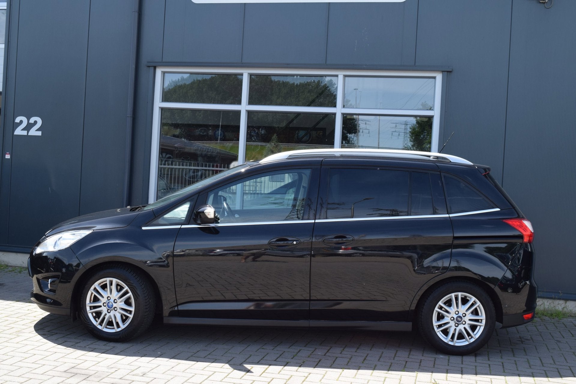 Ford Grand C-Max 1.0 Titanium | Clima | Cruise | NAP + APK 6, Auto's, Voorwielaandrijving, Gebruikt, Zwart, Zwart