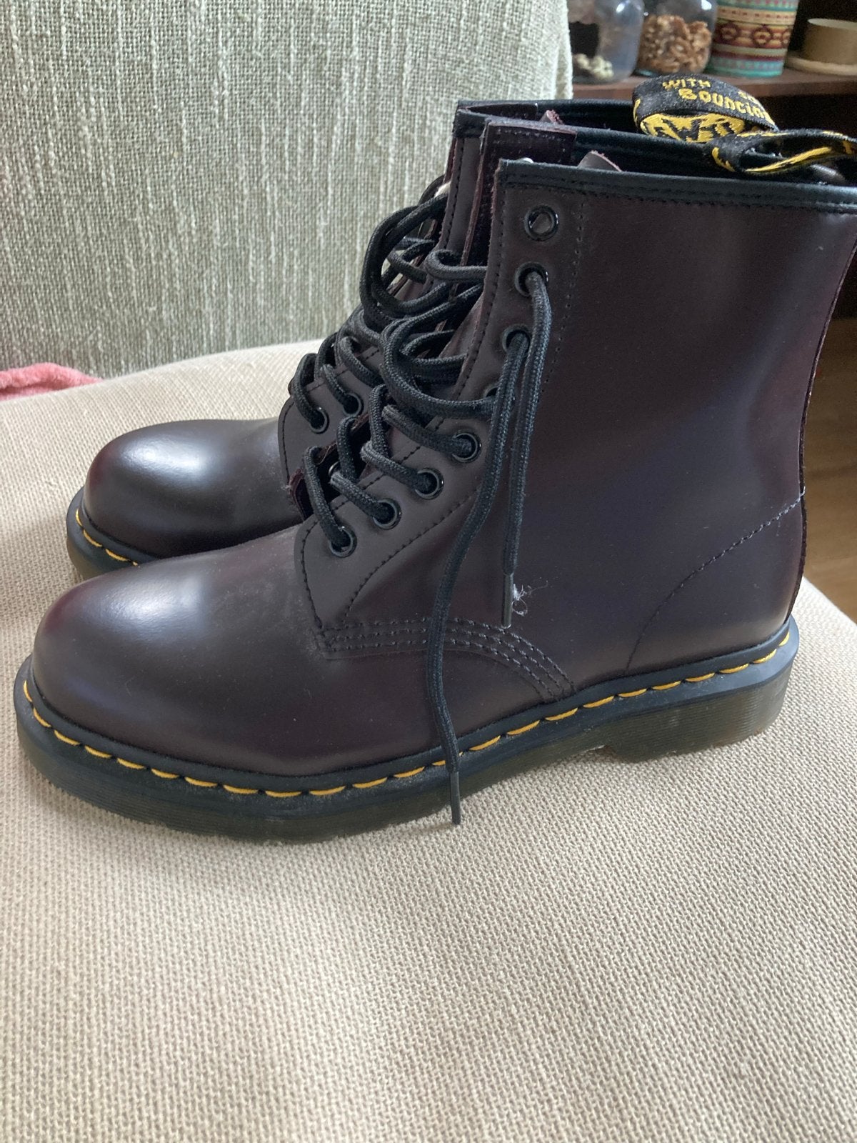 Dr. Martens 1460 Smooth Laarzen - Maat 40, Ophalen, Zo goed als nieuw, Rood, Lage of Enkellaarzen