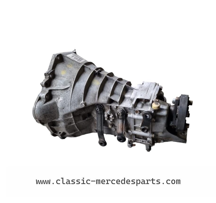 Versnellingsbak handgeschakeld Mercedes w124 w201 717.411, Gebruikt, -, Ophalen of Verzenden, -