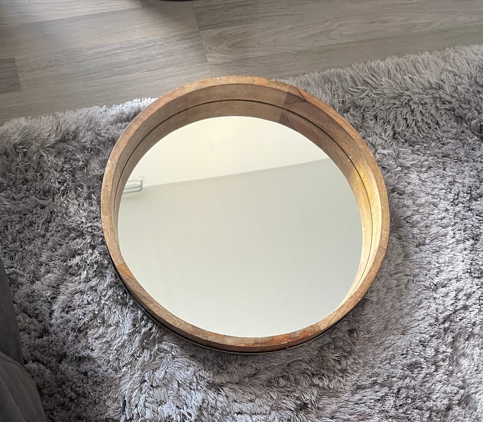 Ronde spiegel met mango hout en gouden rand 45cm rond, Huis en Inrichting, Woonaccessoires | Spiegels, Ophalen, Zo goed als nieuw