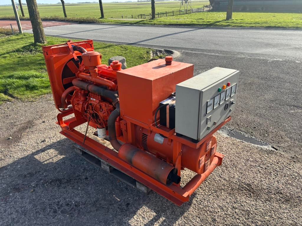 50 KVA aggregaat 230/400 Volt DAF diesel generator, Ophalen, Gebruikt, Elektrisch startend, Dieselolie