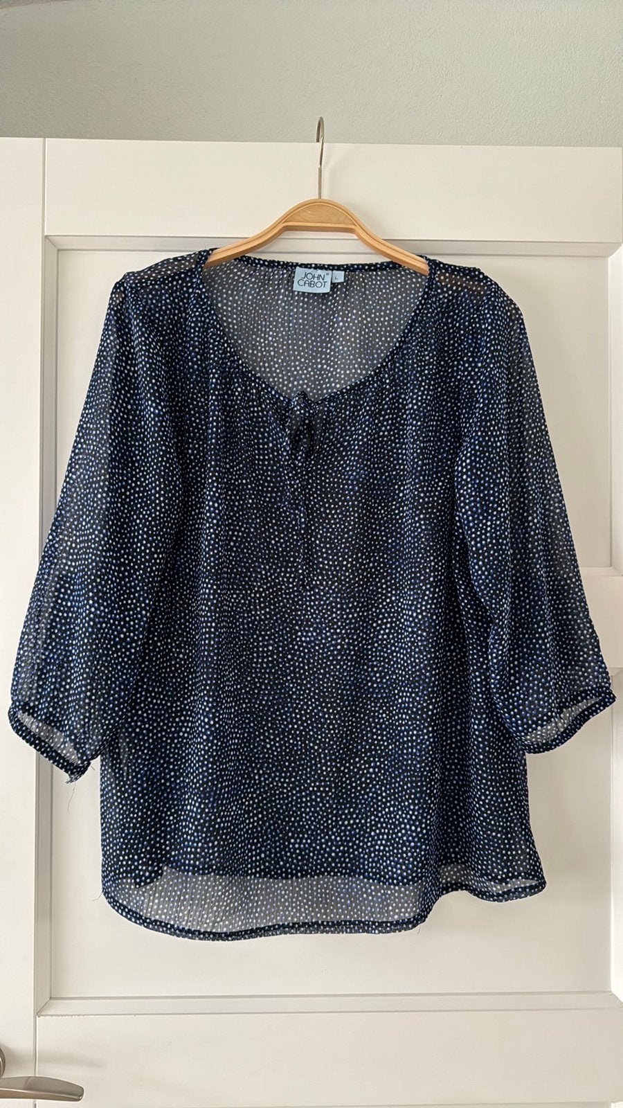 Donkerblauwe transparante dames blouse John Cabot L, Ophalen of Verzenden, Zo goed als nieuw, Maat 42/44 (L), Blauw