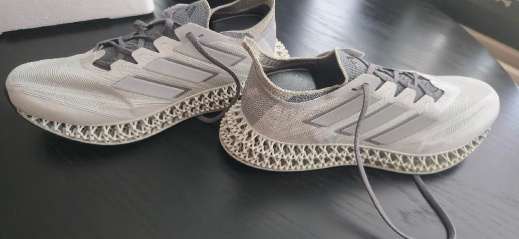 Adidas sneakers 4DFWD 4, Ophalen, Overige kleuren, Sportschoenen, Zo goed als nieuw