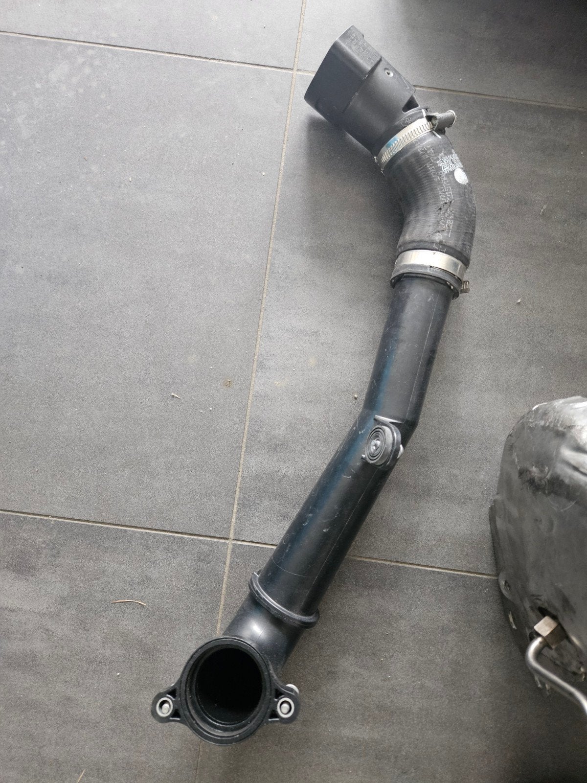 Intercooler slang VW Audi Seat 04L145828D, Ophalen