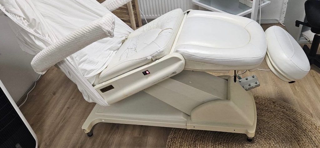 Bentlon behandelstoel - GRATIS AF TE HALEN, Ophalen, Gebruikt, Massagetafel