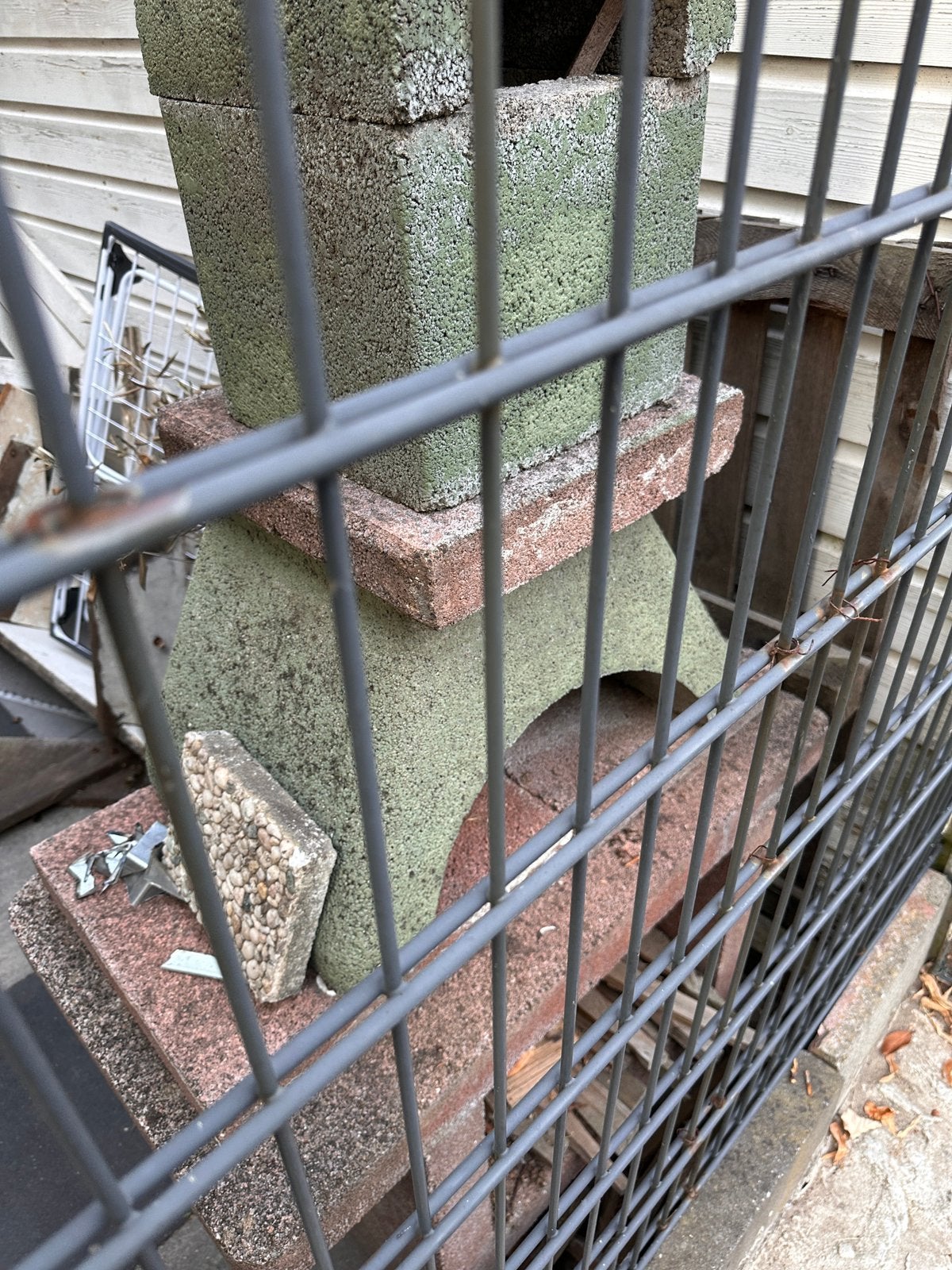 BBQ Gratis aftehalen, Ophalen, Zo goed als nieuw, Beton, Klinkers