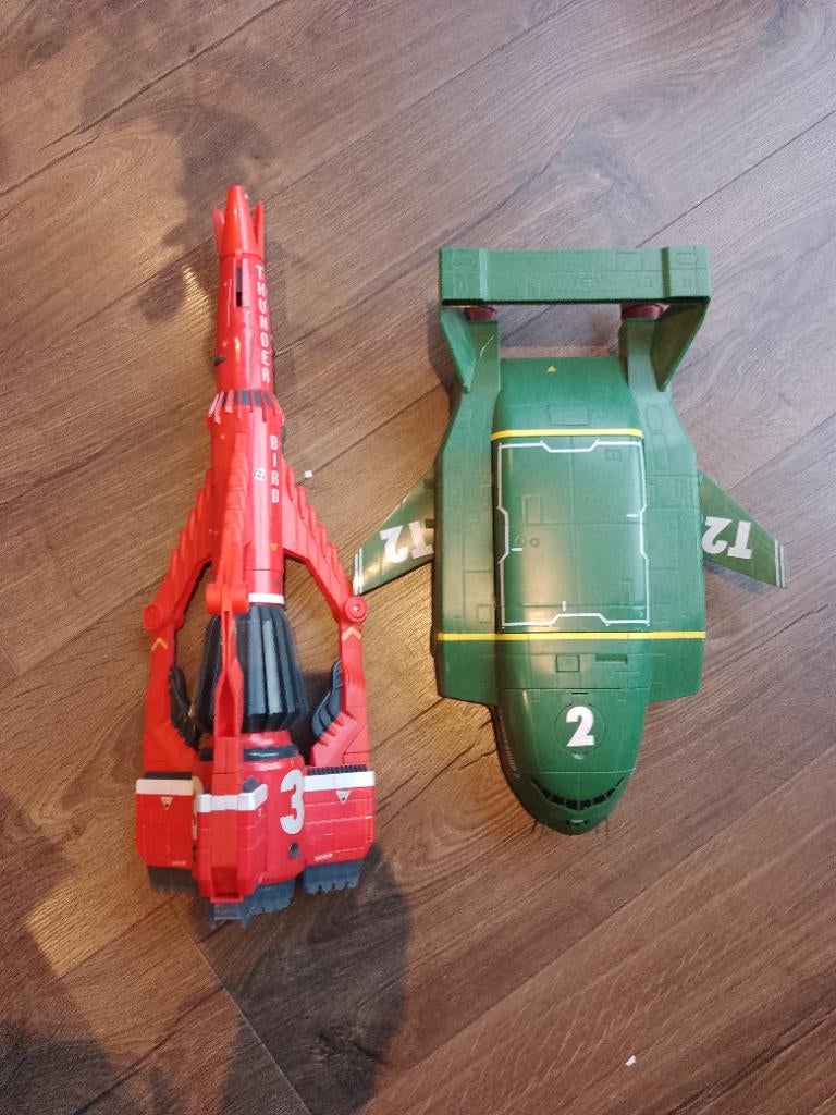 Supersize Thunderbirds 2 en 3, Ophalen of Verzenden, Gebruikt, Tv, Beeldje, Replica of Model
