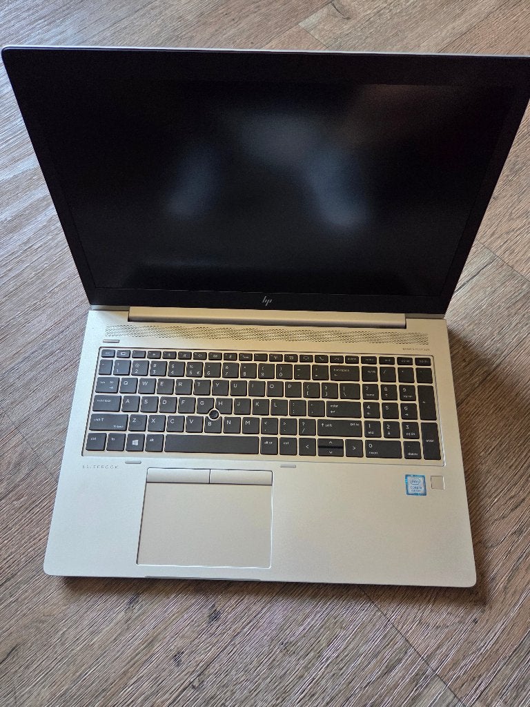 laptop merk HP type Elitebook 15.6 inch, Computers en Software, Ophalen, 256 GB, 2 tot 3 Ghz, 8 GB