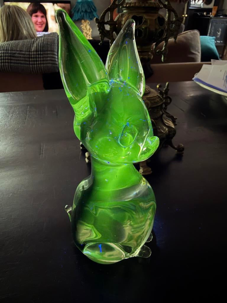 Murano glazen konijn, bevat mangaan, Antiek en Kunst, Antiek | Glas en Kristal, Ophalen of Verzenden