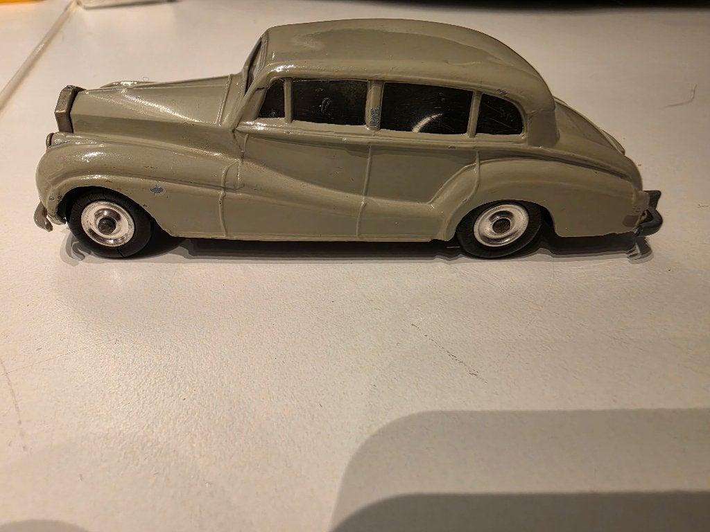 Rolls royce Silver Wraith , dinky toys, Ophalen of Verzenden, Gebruikt, Auto, Dinky Toys