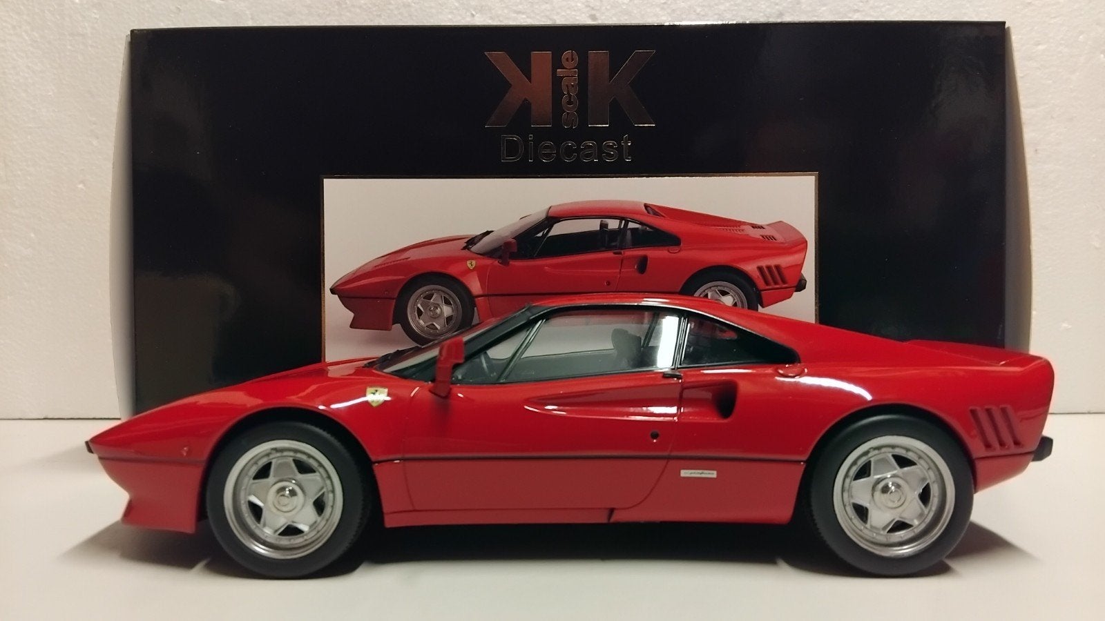 Ferrari 288 GTO rood of zwart KK 2000 Limited  1:18 KRD, Ophalen of Verzenden, Zo goed als nieuw, Auto, Overige merken