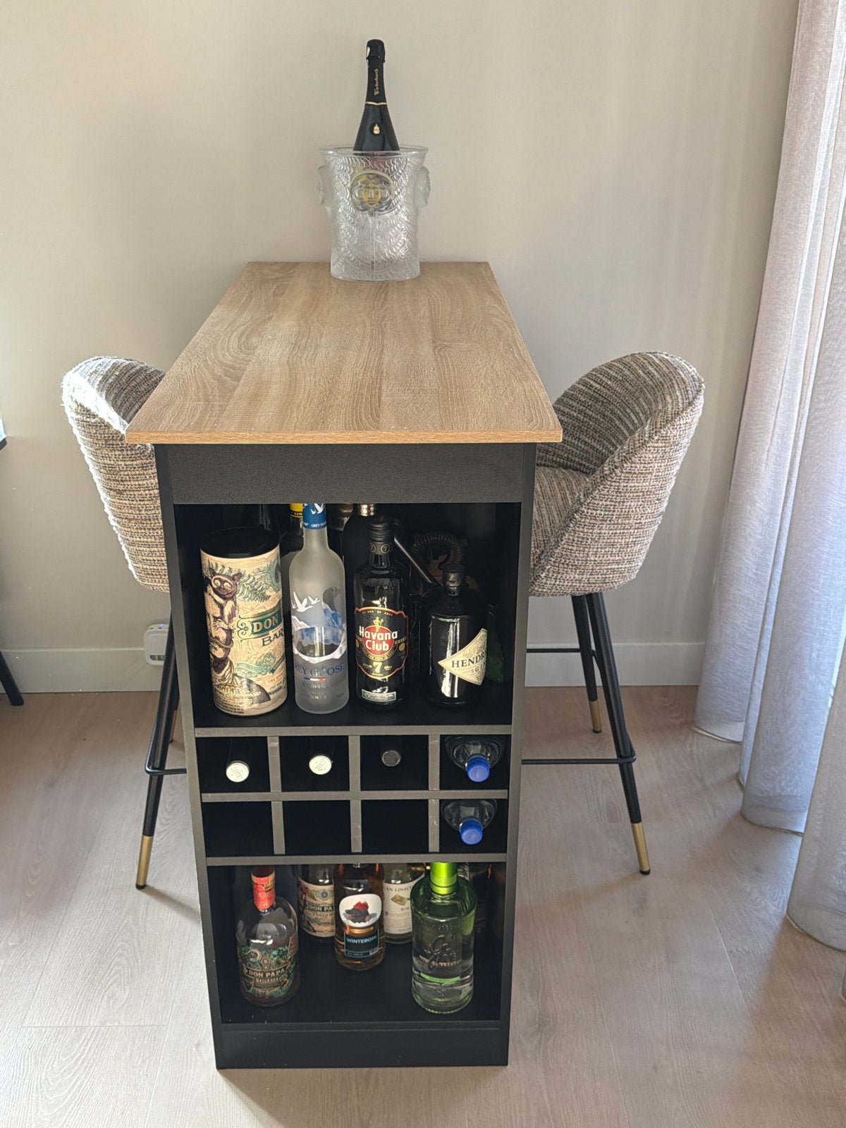 Moderne bartafel, Ophalen, Zo goed als nieuw