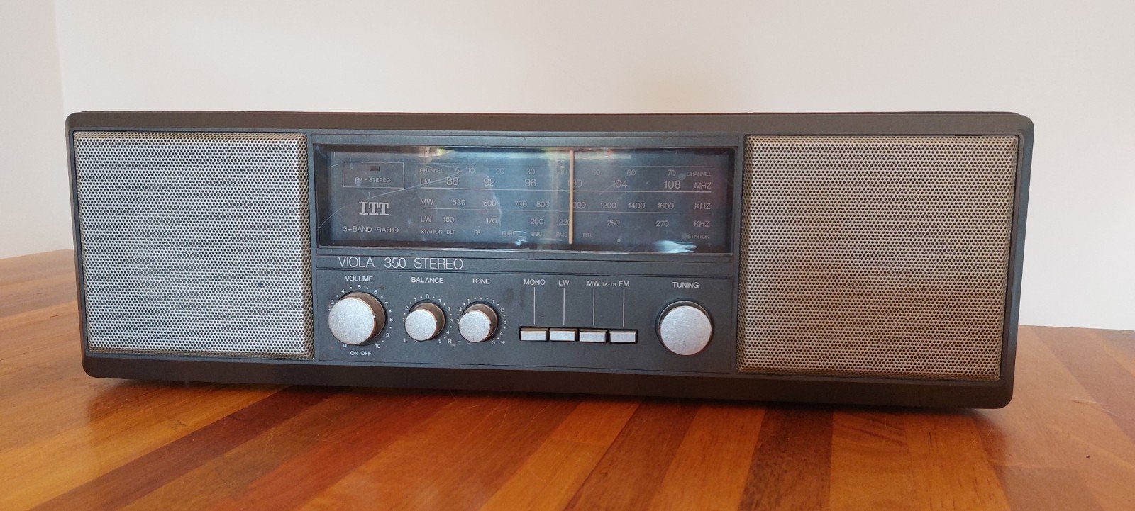 ITT Viola 350 Stereo Radio - Vintage Design, Audio, Tv en Foto, Ophalen of Verzenden, Gebruikt, Radio