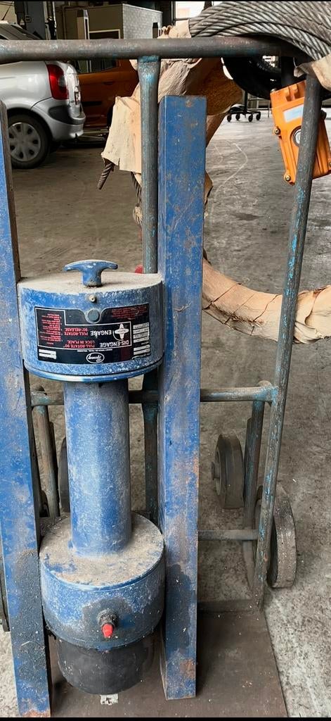 Ramsey winch lier voor oprijwagen 12volt NIEUW, Ophalen, Nieuw