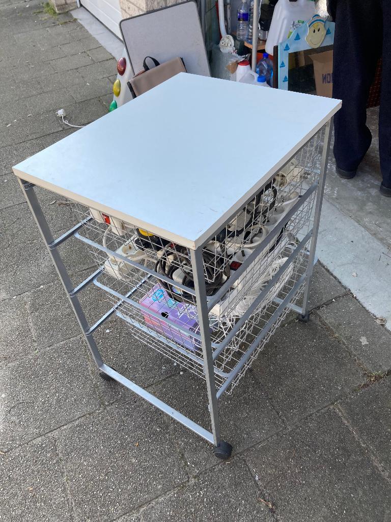 Trolley, Ophalen, Minder dan 50 cm, Gebruikt, 3 of 4 laden