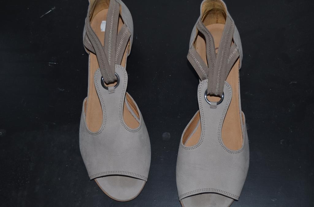 Nude dames schoen Suede Gabor 7.5, Verzenden, Beige, Gabor, Nieuw