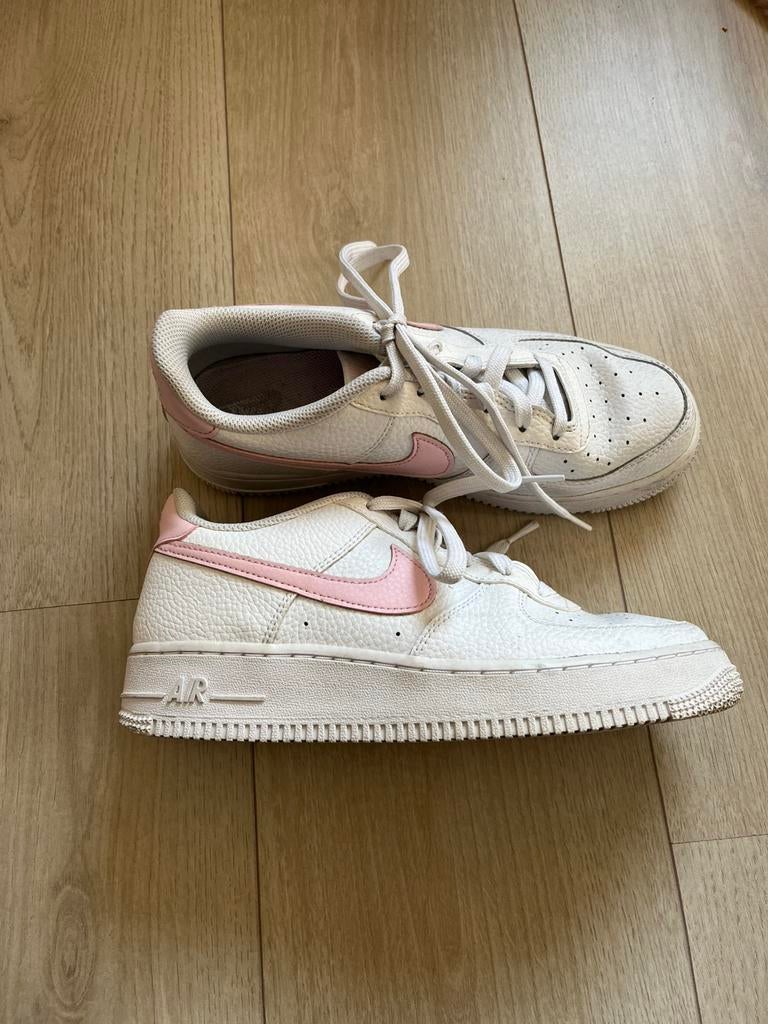 Nike air force maat 39, Wit, Ophalen of Verzenden, Sneakers of Gympen, Zo goed als nieuw