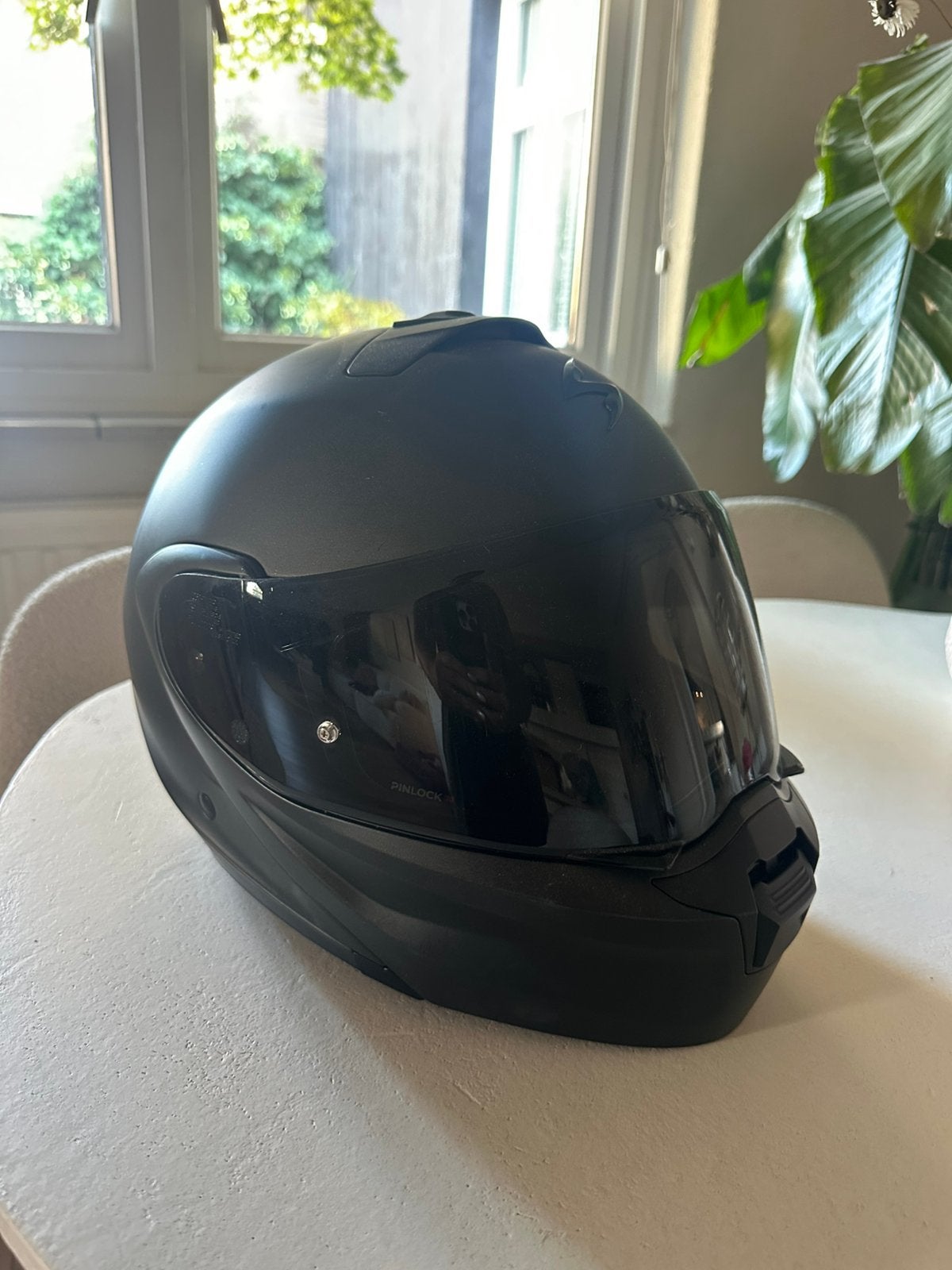 Scorpion EXO 930 EVO, Ophalen, Zo goed als nieuw