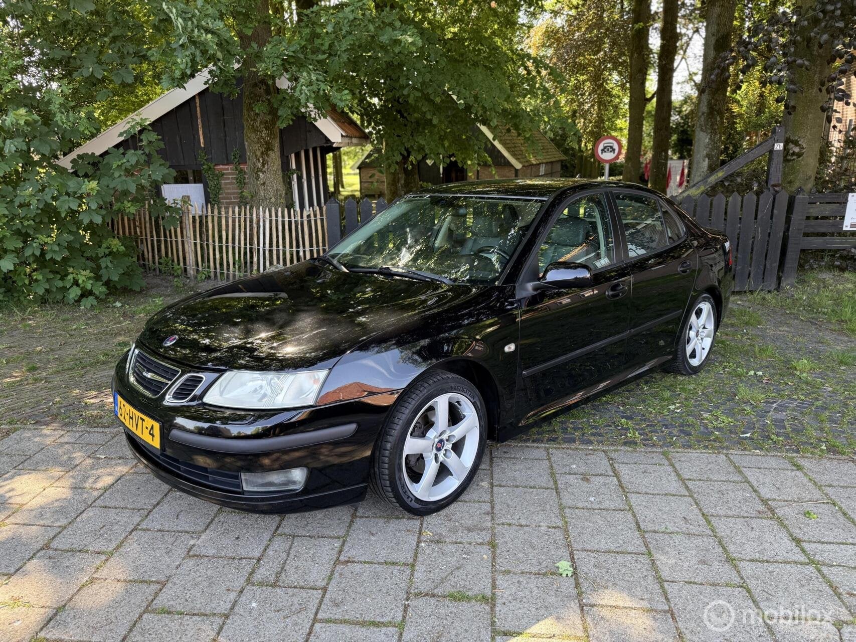 Saab 9-3 Sport Sedan 2.0t Arc Launch Automaat! Nieuwe APK!, Auto's, 1998 cc, Gebruikt, Zwart, 4 cilinders