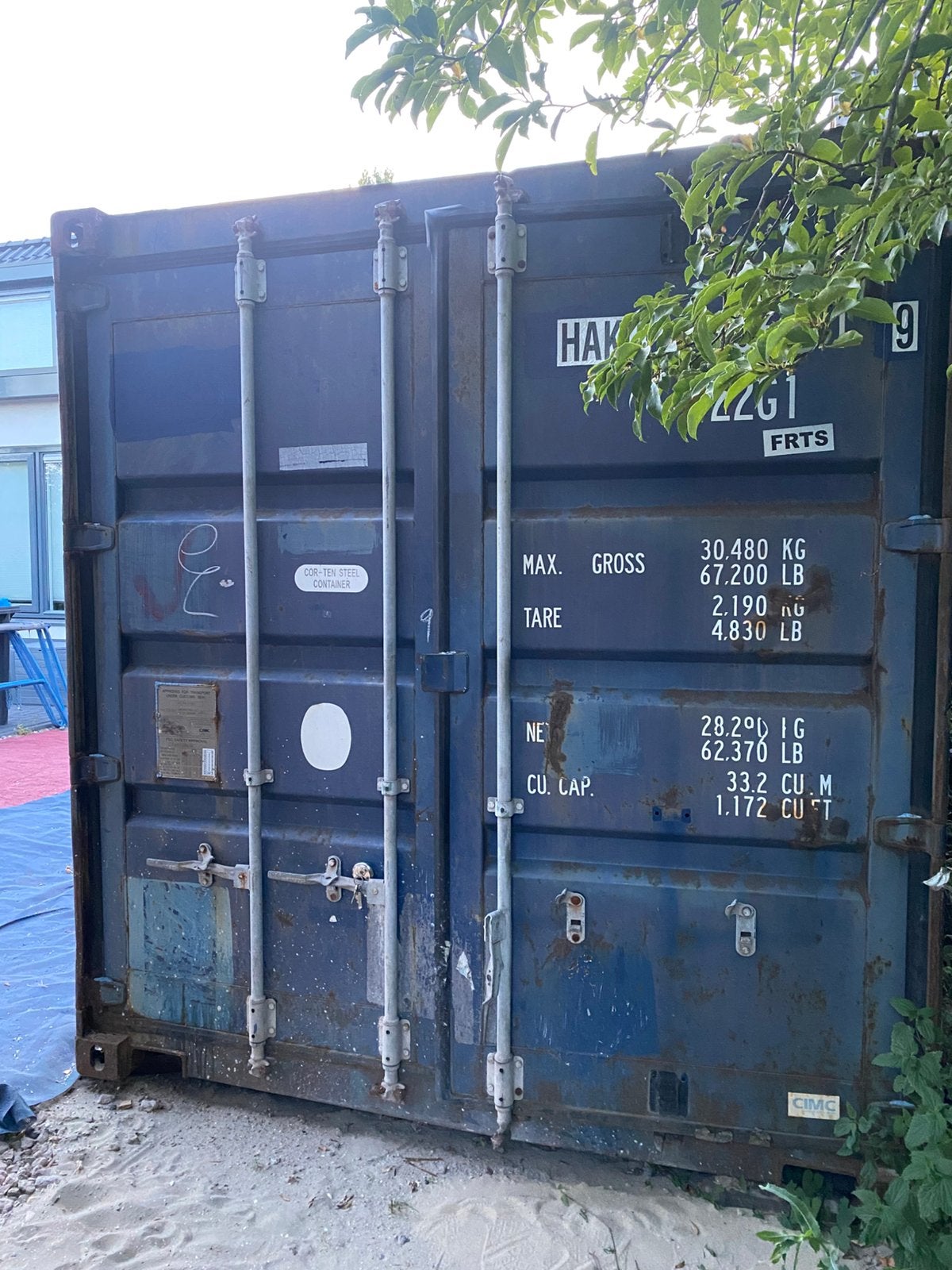 20 ft zeecontainer blauw, Ophalen