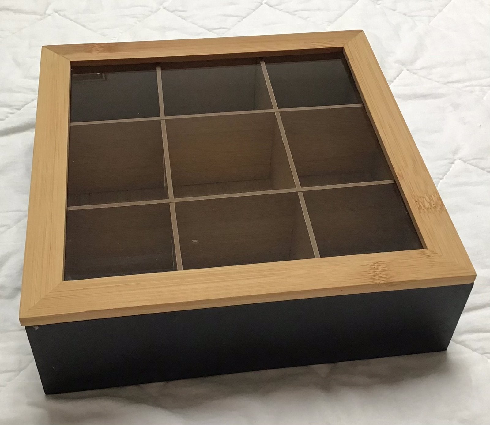 Theedoos-Theekist- 9 vaks- 23x23x7 - i.z.g.st., Huis en Inrichting, Ophalen of Verzenden, Zo goed als nieuw