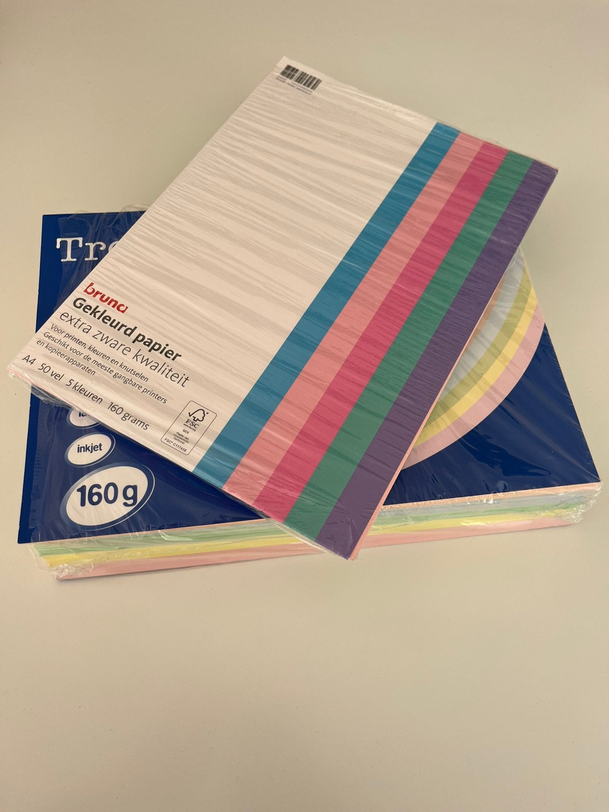 Gekleurd papier A4 160g ~300 vellen, Gebruikt, Meerkleurig, Ophalen of Verzenden, Papier of Karton