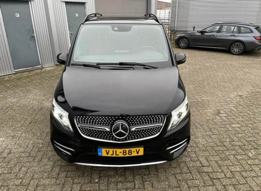 Mercedes-Benz V-klasse Extra Lang 4matic 2018 Zwart, Auto's, Bestelauto's, Automaat, 190 pk, Adaptive Cruise Control, Zwart